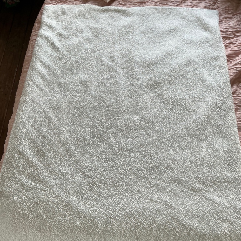 Giraffe Print Sherpa Fleece Baby Blanket Teal Yellow‎ Grey White Nursery Plush - Picture 4 of 4